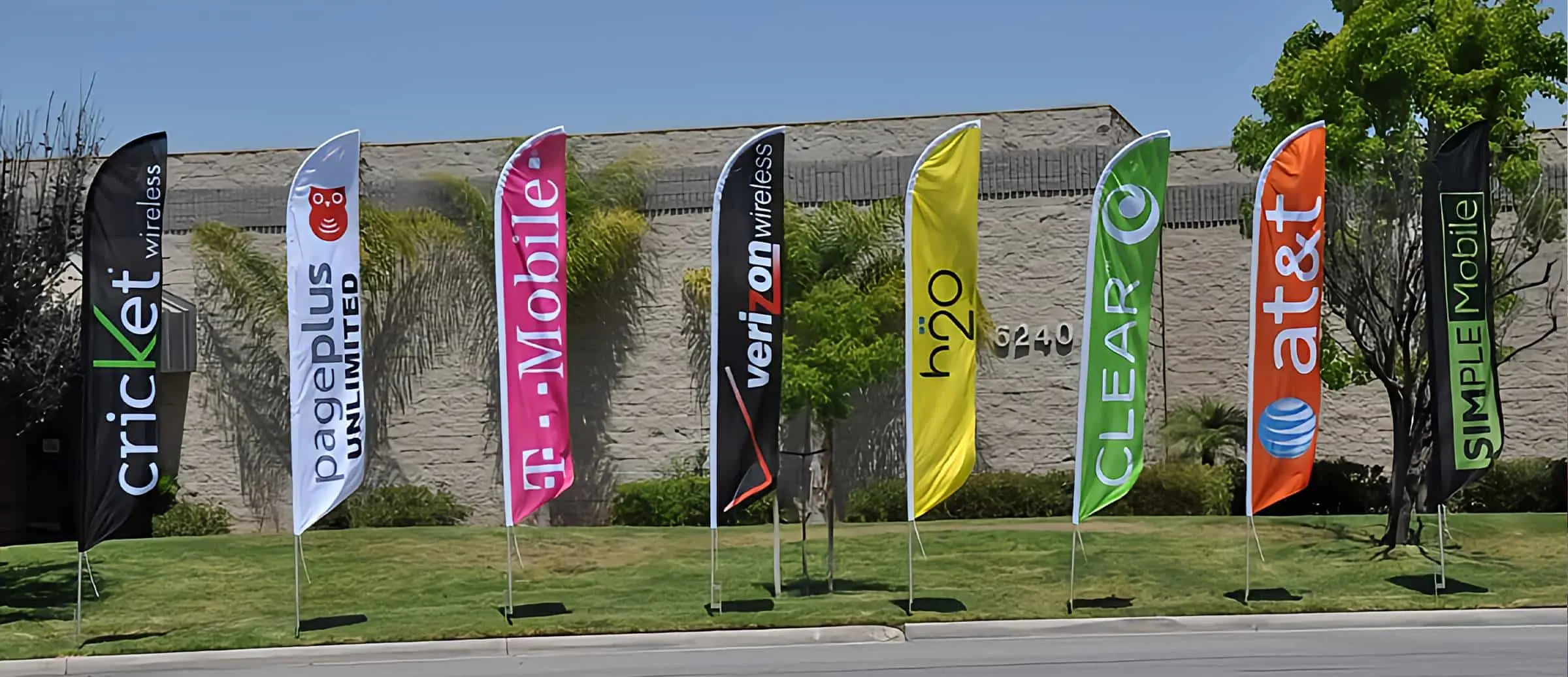 CUSTOM FLAGS FOR YOUR BUSINESS EVENTS